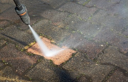 How-To-Pressure-Wash-Mold-On-Concrete How-To-Pressure-Wash-Mold-On-Concrete